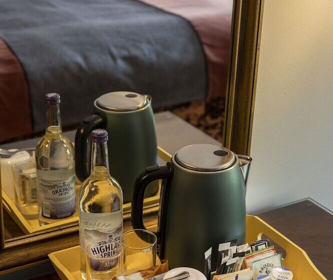 اتاق استاندارد, Knipoch House