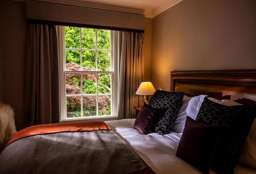 اتاق استاندارد, Knipoch House