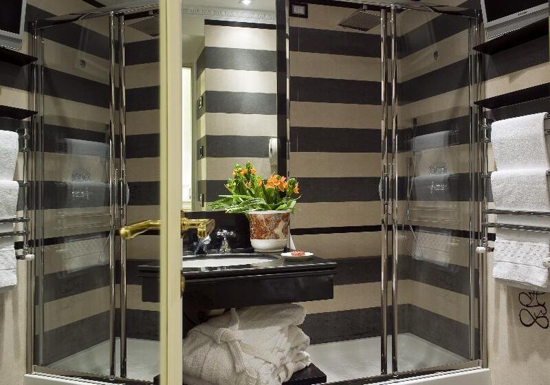 اتاق استاندارد, Knipoch House