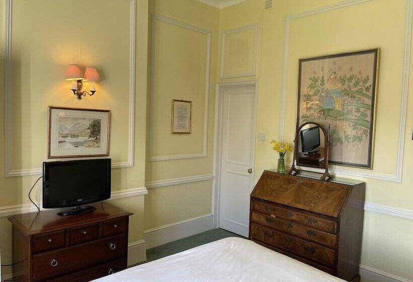 スタンダードルーム, Langrish House