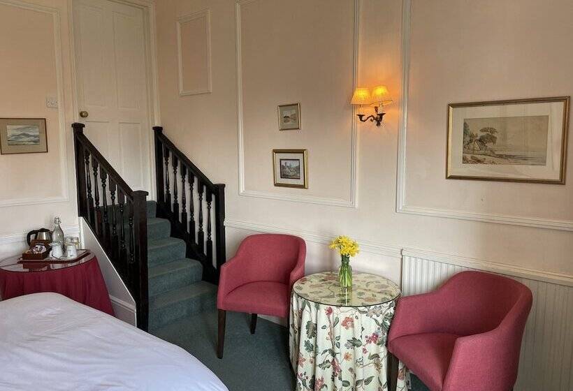 スーペリアールーム, Langrish House