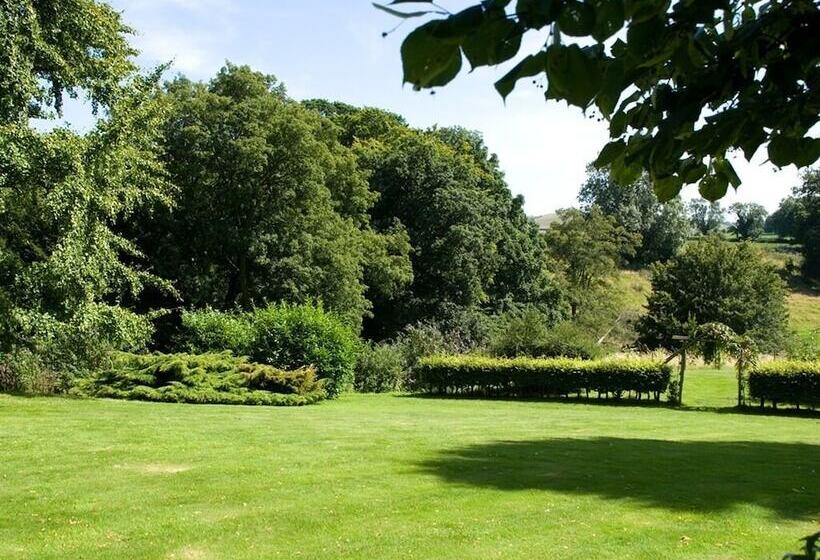 エクゼクティブルーム, Langrish House