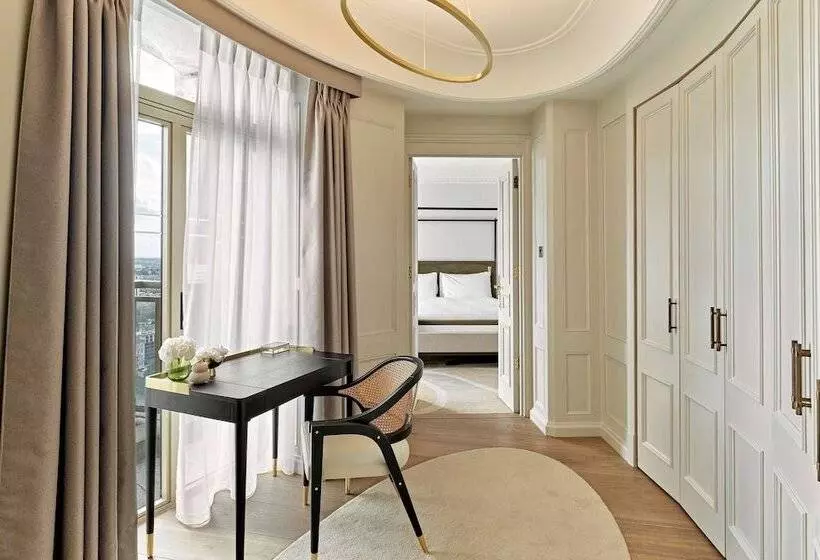 سوییت, London Hilton On Park Lane