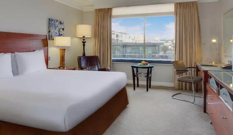 اتاق استاندارد با تخت بزرگ, London Hilton On Park Lane