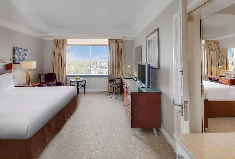 اتاق استاندارد با تخت بزرگ, London Hilton On Park Lane
