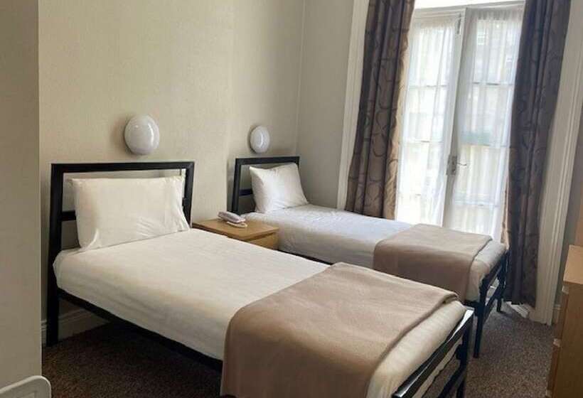 スーペリアールーム, Lords