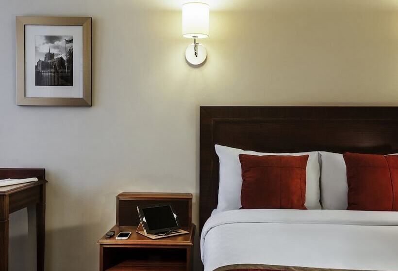 スーペリアールーム, Mercure St Albans Noke