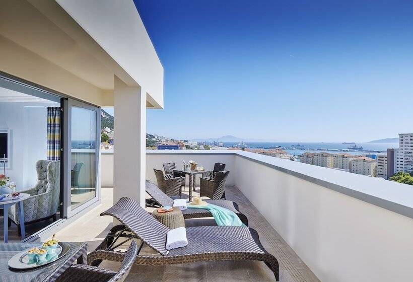 اتاق اجرایی, The Eliott