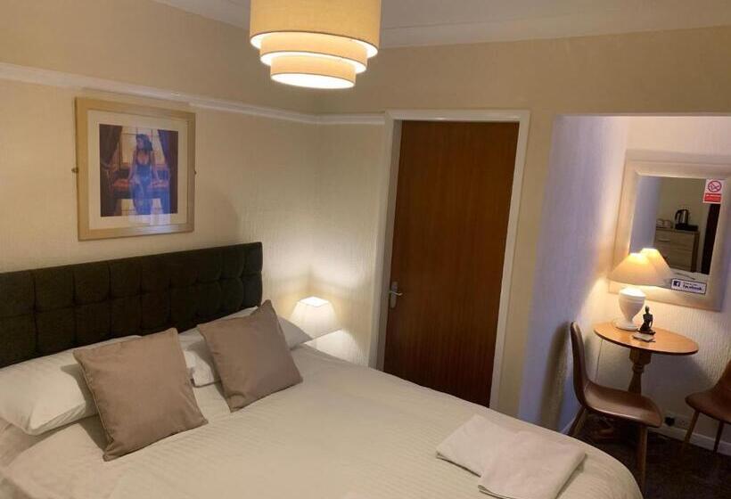 스탠다드 룸 킹사이즈 침대, Philmar Guest House