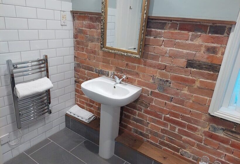 סוויטת ג'וניור, Best Western Red Lion