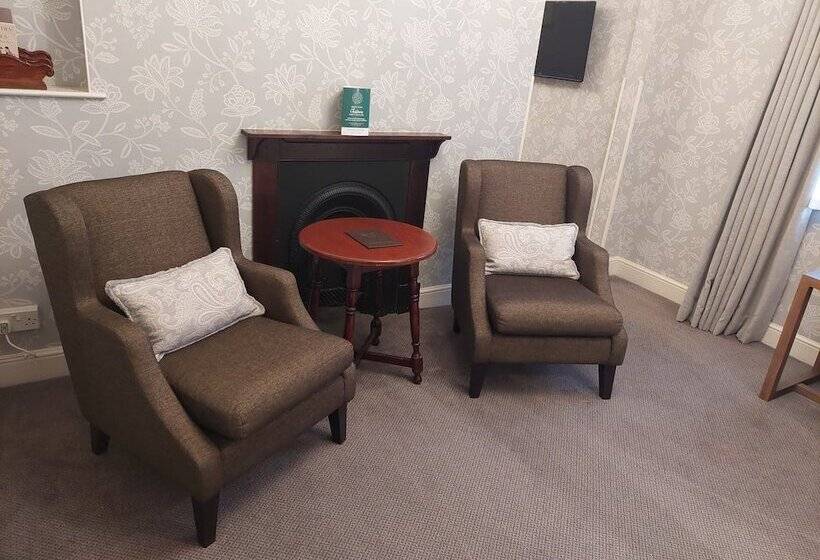 סוויטת ג'וניור, Best Western Red Lion