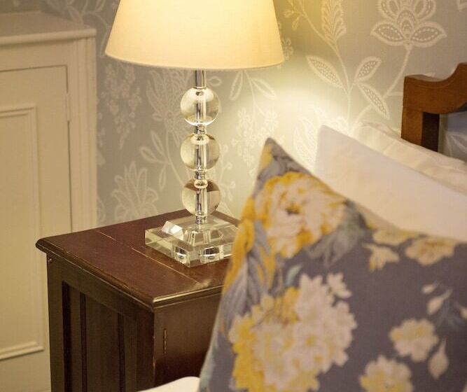 חדר סטנדרט, Best Western Red Lion