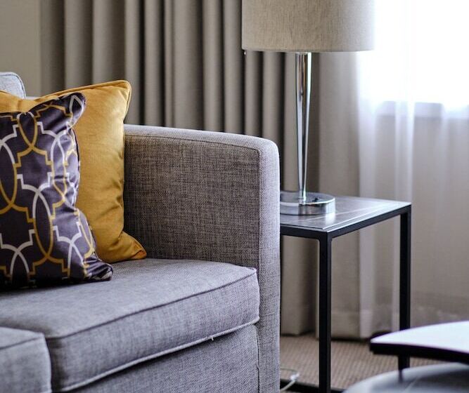 Студия Стандарт, The Clermont London, Charing Cross