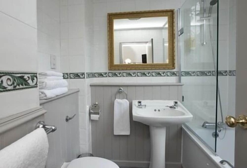 스탠다드 룸, The Goddard Arms