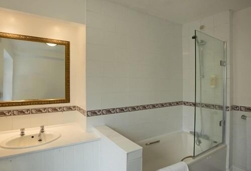 수피리어 룸, The Goddard Arms