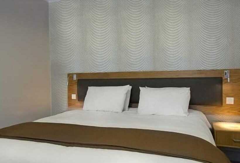 수피리어 룸, The Goddard Arms