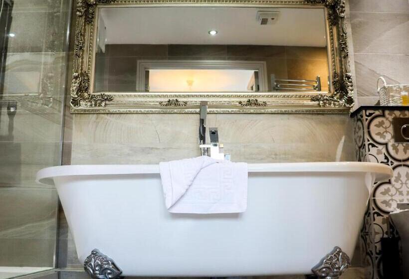 스위트 킹사이즈 침대, The Inn At Grasmere