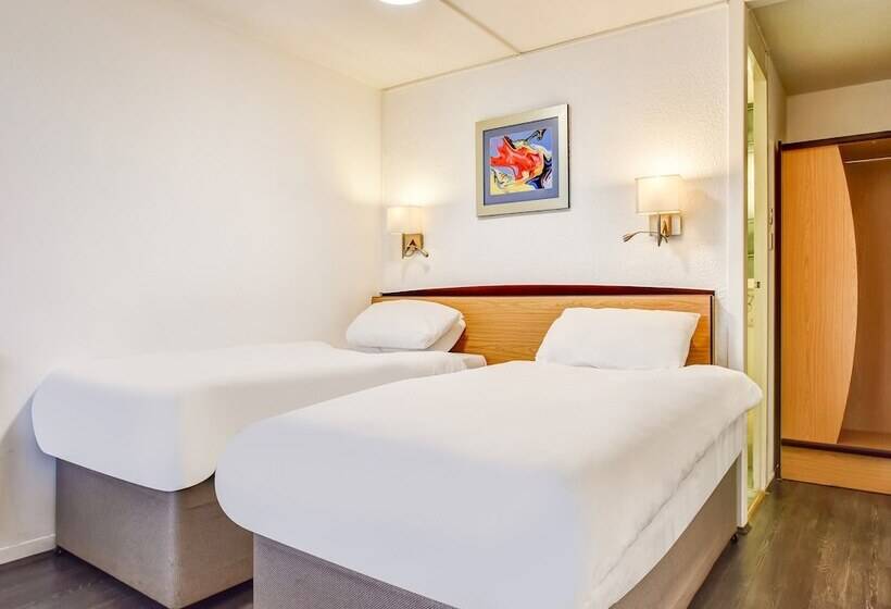 스탠다드 룸, The Hotel Rafiya, Redditch