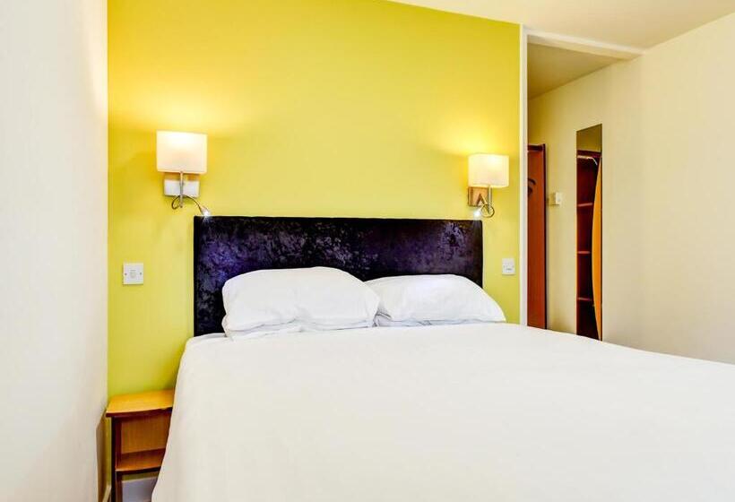 스탠다드 룸, The Hotel Rafiya, Redditch