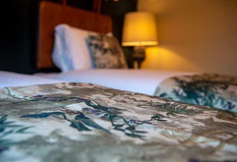 غرفة قياسية, The Red Lion Inn By Chef & Brewer Collection