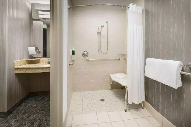 اتاق استاندارد, Thistle Express London Luton