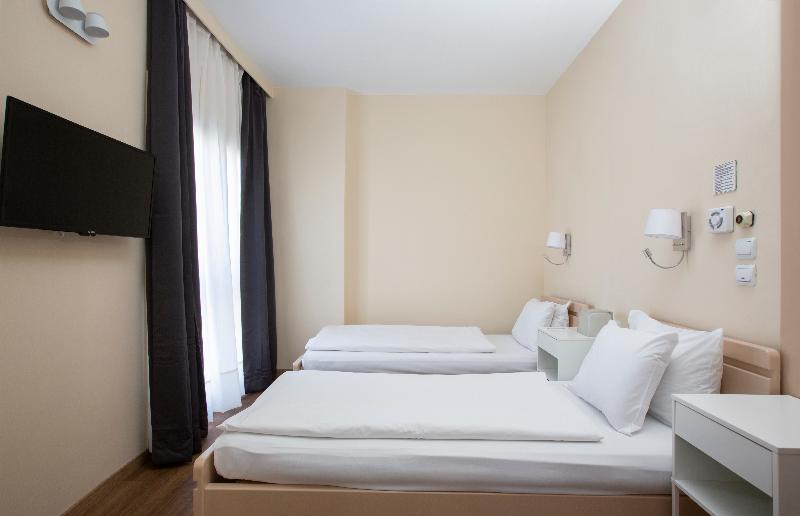 غرفة قياسية ثلاثية, Abc