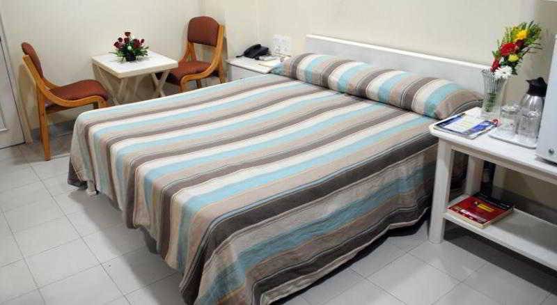 غرفة قياسية فردية, Abc