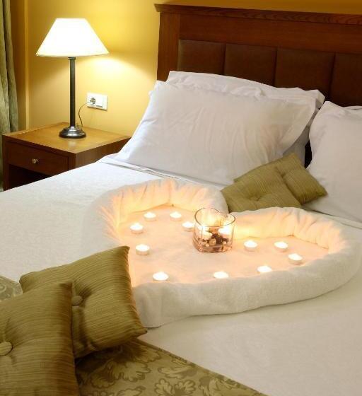 Suite with lake view, Ariti Grand