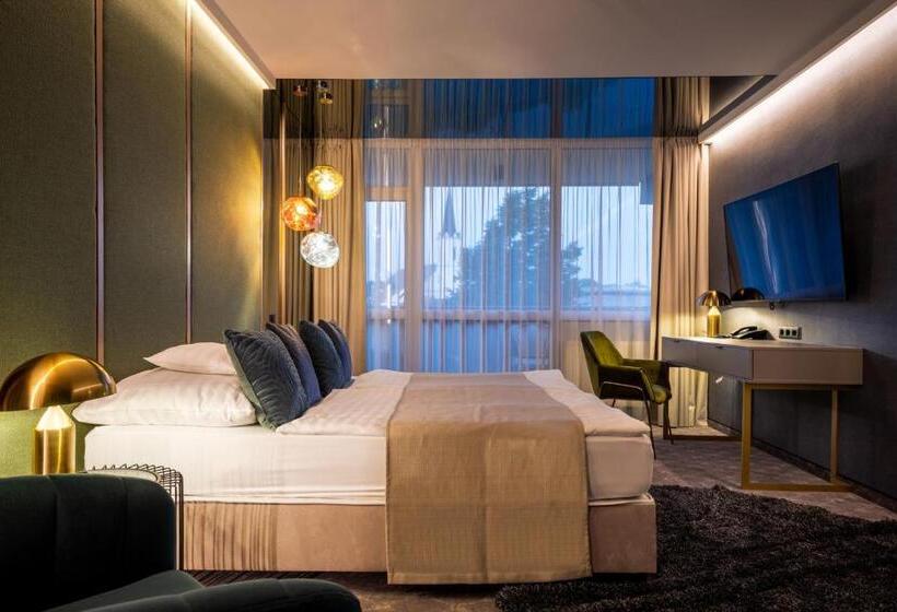 Люкс, Bodrog Wellness & Elix Spa