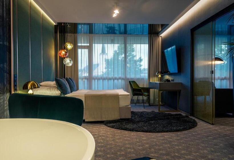 Люкс, Bodrog Wellness & Elix Spa