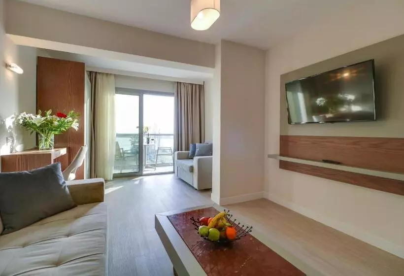 海の見えるエクゼクティブスイート, Palace Hotel Glyfada
