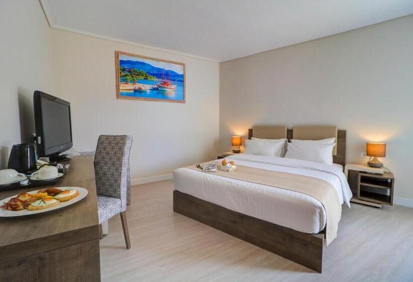 غرفة سوبيريور ذات إطلالة جانبية على البحر, Palace Hotel Glyfada