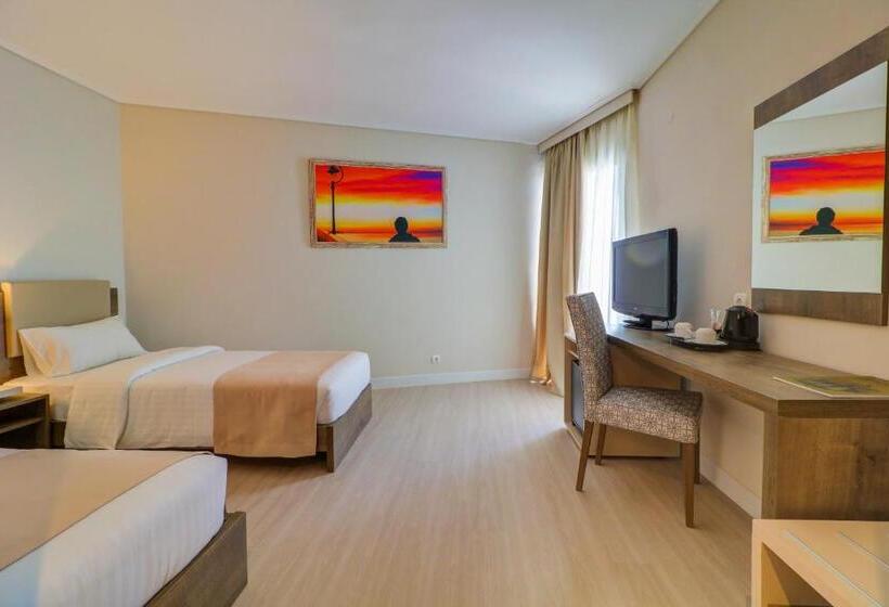 غرفة عائلية, Palace Hotel Glyfada