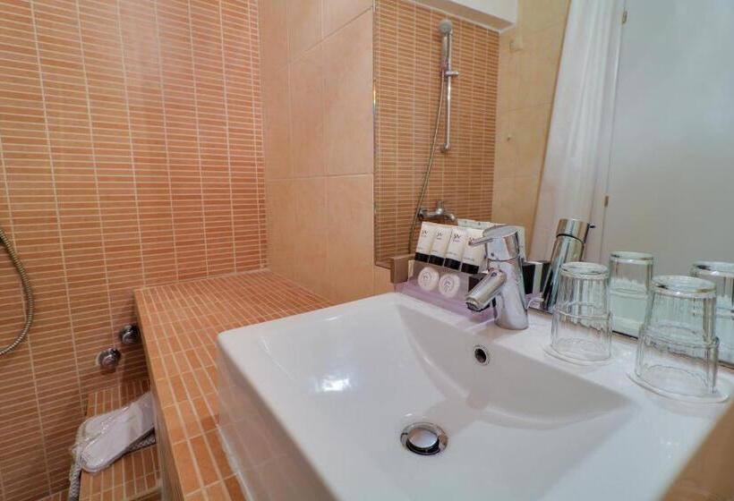 Семейный Номер, Palace Hotel Glyfada