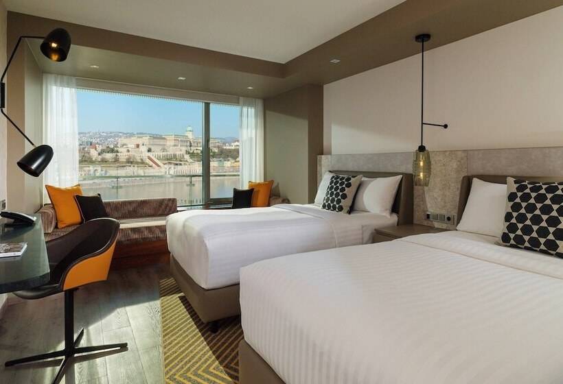 行政房间, Budapest Marriott