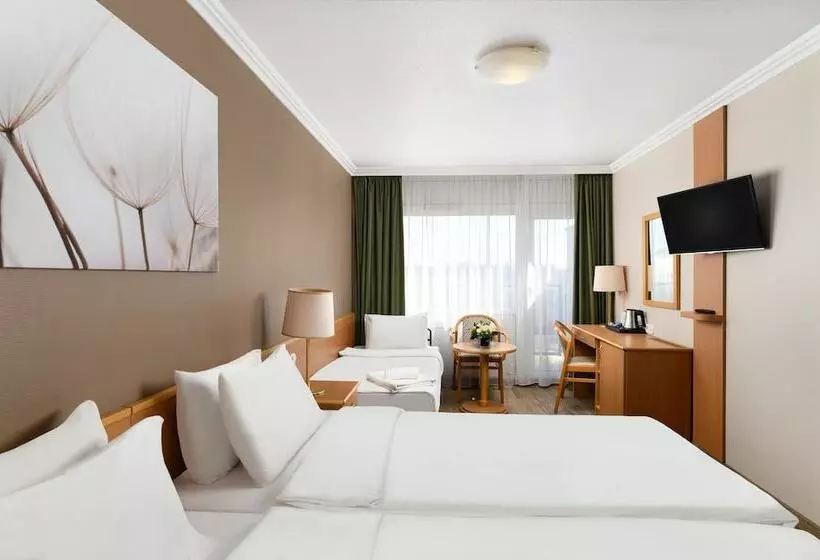 スーペリアトリプルルーム, Danubius Hotel Arena