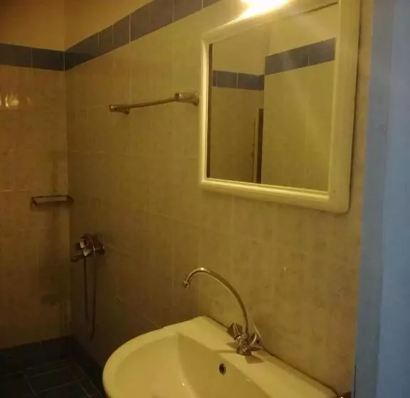 Camera Standard Bagno Esterno, Elite