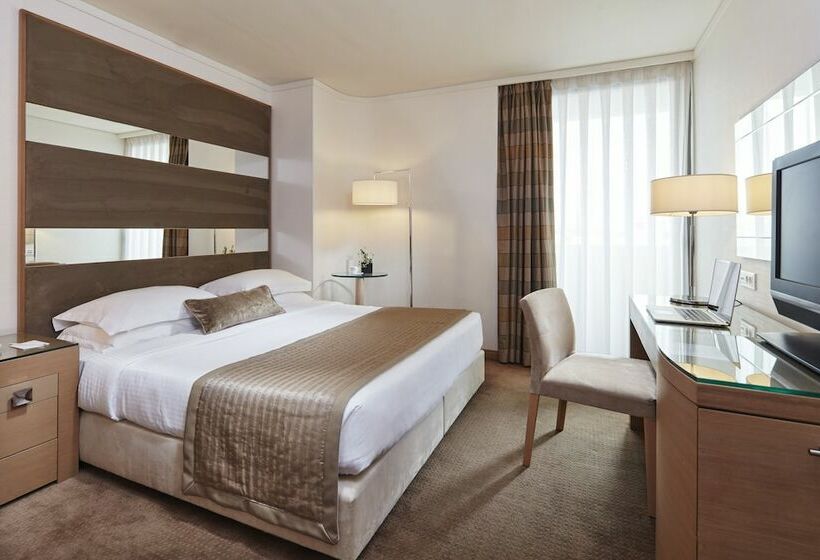 Номер Superior Вид на Город, Galaxy Iraklio