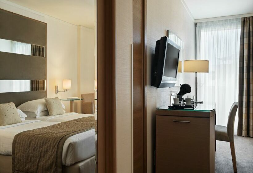 Family Connecting Room, Galaxy Iraklio