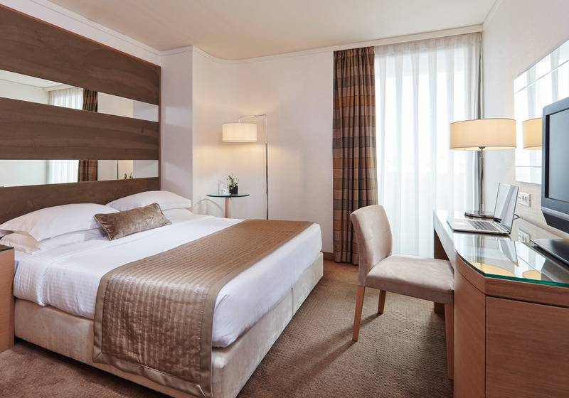 Номер Superior, Galaxy Iraklio