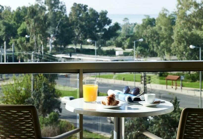 스탠다드 룸, Golden Sun