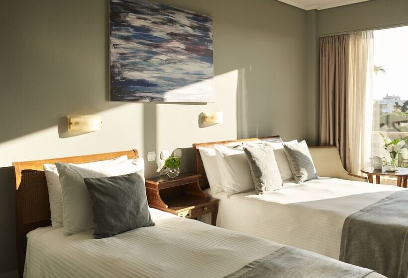 스탠다드 트리플 룸, Golden Sun