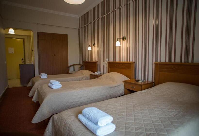 חדר סטנדרט לשלושה, Liberty