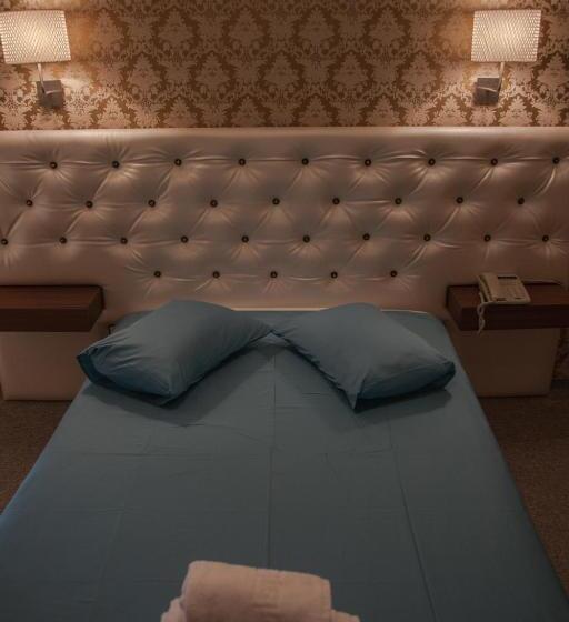 סוויטה משפחתית, Liberty