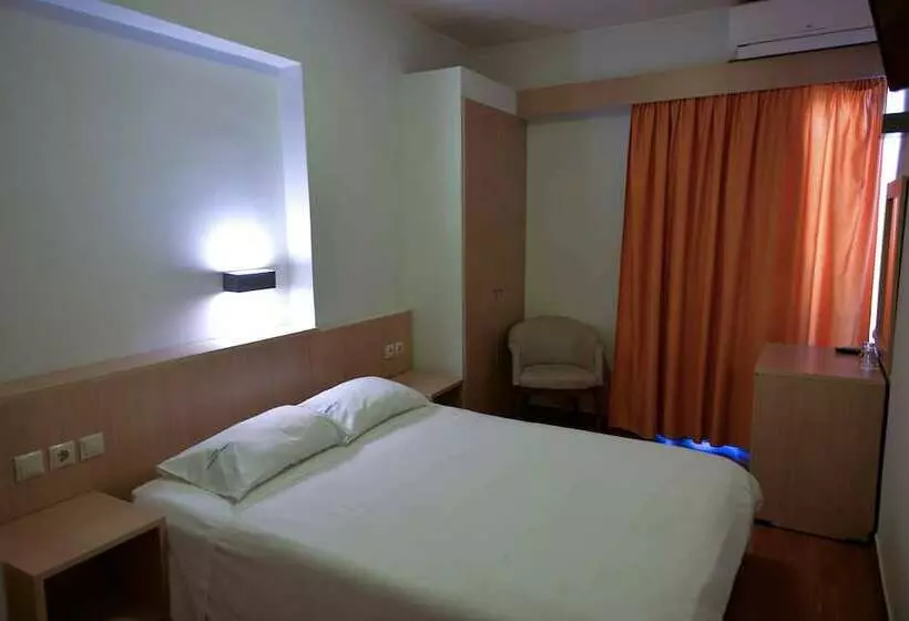 Chambre Standard, Mediterranee
