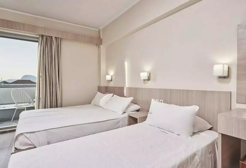 Chambre Standard, Mediterranee