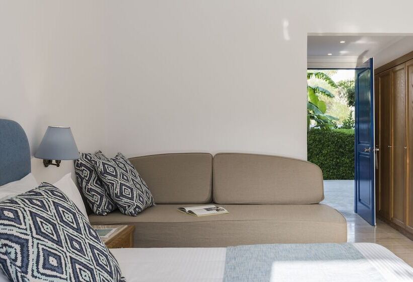 اتاق استاندارد با چشمانداز استخر, Mitsis Ramira