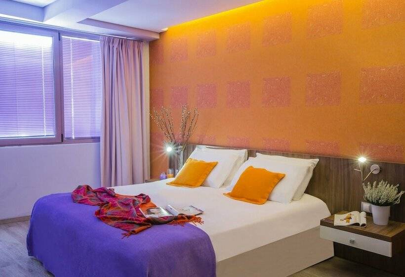 이그제큐티브 룸, Novus City