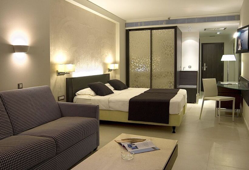 マウンテンビュースタンダードルーム, Olympic Palace