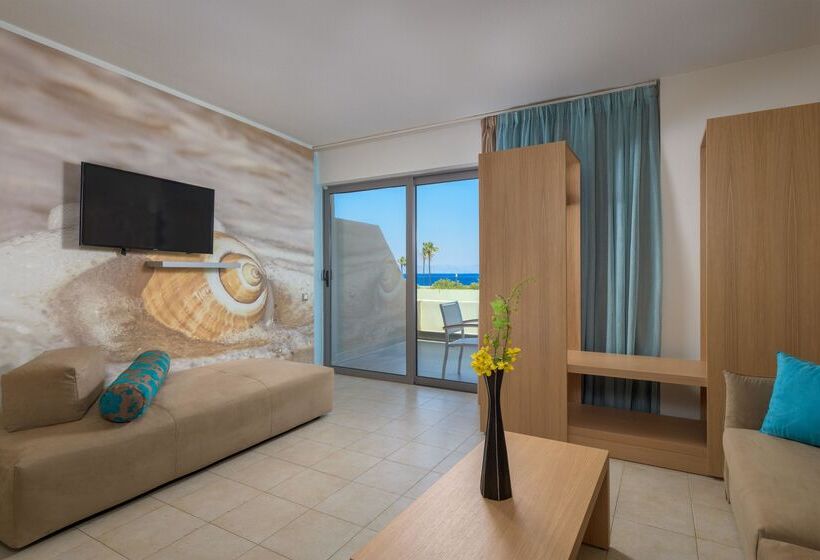 海の見えるスーペリアファミリールーム, Olympic Palace